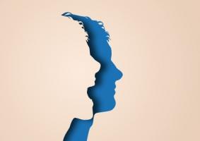 Un second à-coup plus tard dans le développement cérébral -à l’adolescence-pourrait favoriser la poursuite de l'atrophie de l'hippocampe et l'apparition de symptômes psychotiques. 