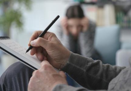 Cette étude insiste sur l’importance de la « vision de l’esprit » dans le développement et la rémanence du syndrome de stress post-traumatique (SSPT) (Visuel Adobe Stock 433019591)