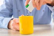 Plus que l'ajout de sucre, celui d'édulcorant artificiel aux boissons contenant de la caféine stimule considérablement la période d’éveil (Visuel Fotolia 61133296) Plus que l'ajout de sucre, celui d'édulcorant artificiel aux boissons contenant de la caféine stimule considérablement la période d’éveil (Visuel Fotolia 61133296)